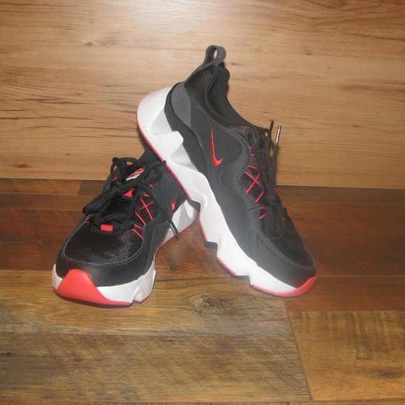 nike ryz 365 women's shoe